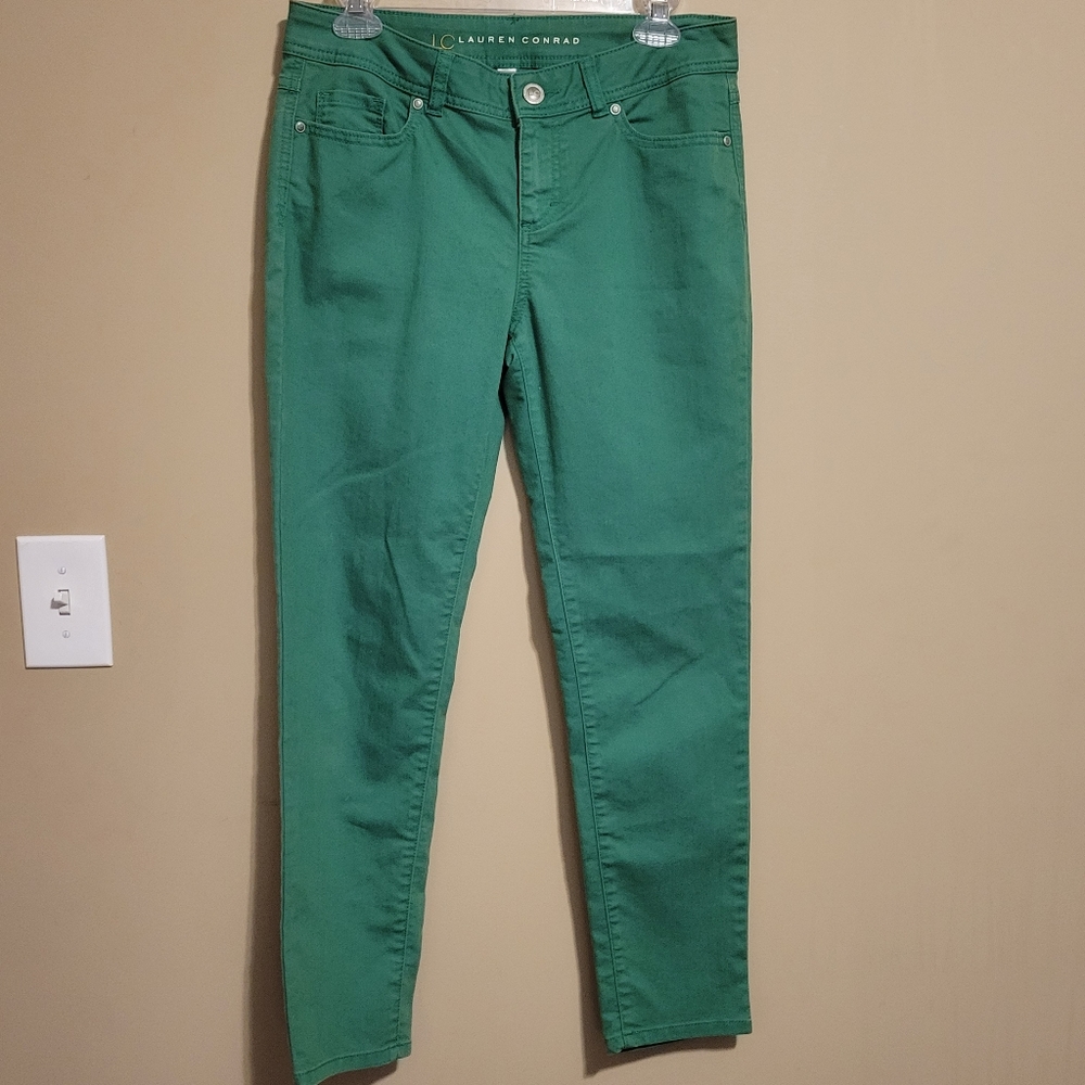 Lauren Conrad Women's Green Skinny Jeans Size 8. Good Condition No Rips or Tears